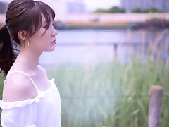 MIDV-207 Hot Public Creampie-Girl Gets Nailed & Squirms Wildly!