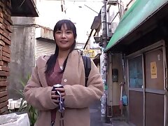 LZDQ-022 Hotel Worker's Seductive Secrets-A Guest's Forbidden Night