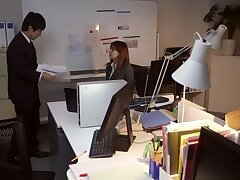 SSNI-674-JG5 Steaming Nights-Passionate Encounter with Japanese MILF in His Absence