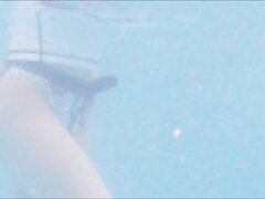 YMUW-0014-0017 Sizzling Seductress Reveals Her Irresistible Curves in Steamy Showdown