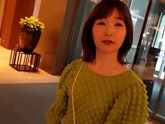 435MFCW-005 Seductive Japanese Beauty's Sultry Oral Pleasures Await