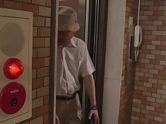 HODV-21604 Shy Asian Beauty's First Time with a Huge, Passionate Partner