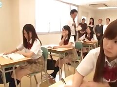 VANDR-075 Japanese Secretary's Surrendering Kisses-A Boss's Blissful Encounter