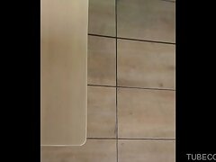 SPADE_48-249605676c15cbcf51e Sizzling Night with the Hot MILF Neighbor-Unforgettable Stealth Encounter