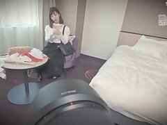 FC2-PPV-2828810 Sizzling Cutie Takes Two in a Steamy Threesome Delight