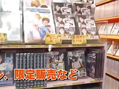 VKID32 Japan's Steamy Bus Secrets-Explicit Encounters in Public Places!