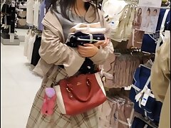 llo_20210422_124504 Stairwell Seduction-Double Blowjob Extravaganza Action!